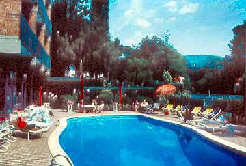 Hotel Cristallino & Suites Montecatini Terme Extérieur photo